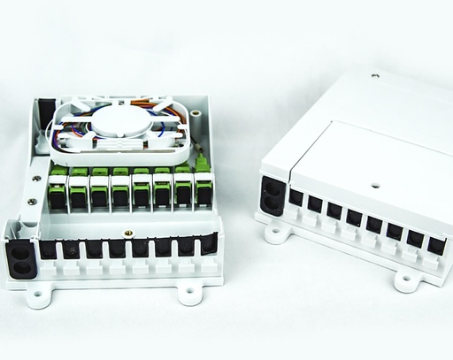 [788] CAJA NAP INTERIOR CON SPLITER 1X8